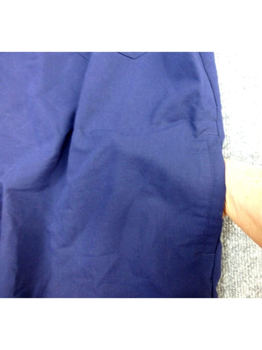 Figs Navy Blue Scrub Top Small Technical Collection V-Neck Pocketed Lightweight - Picture 3 of 7